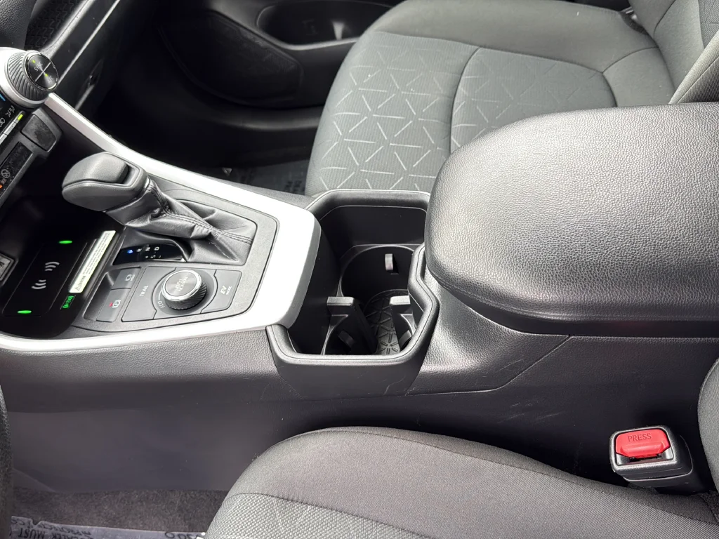 Used 2024 Silver Toyota XLE image 18