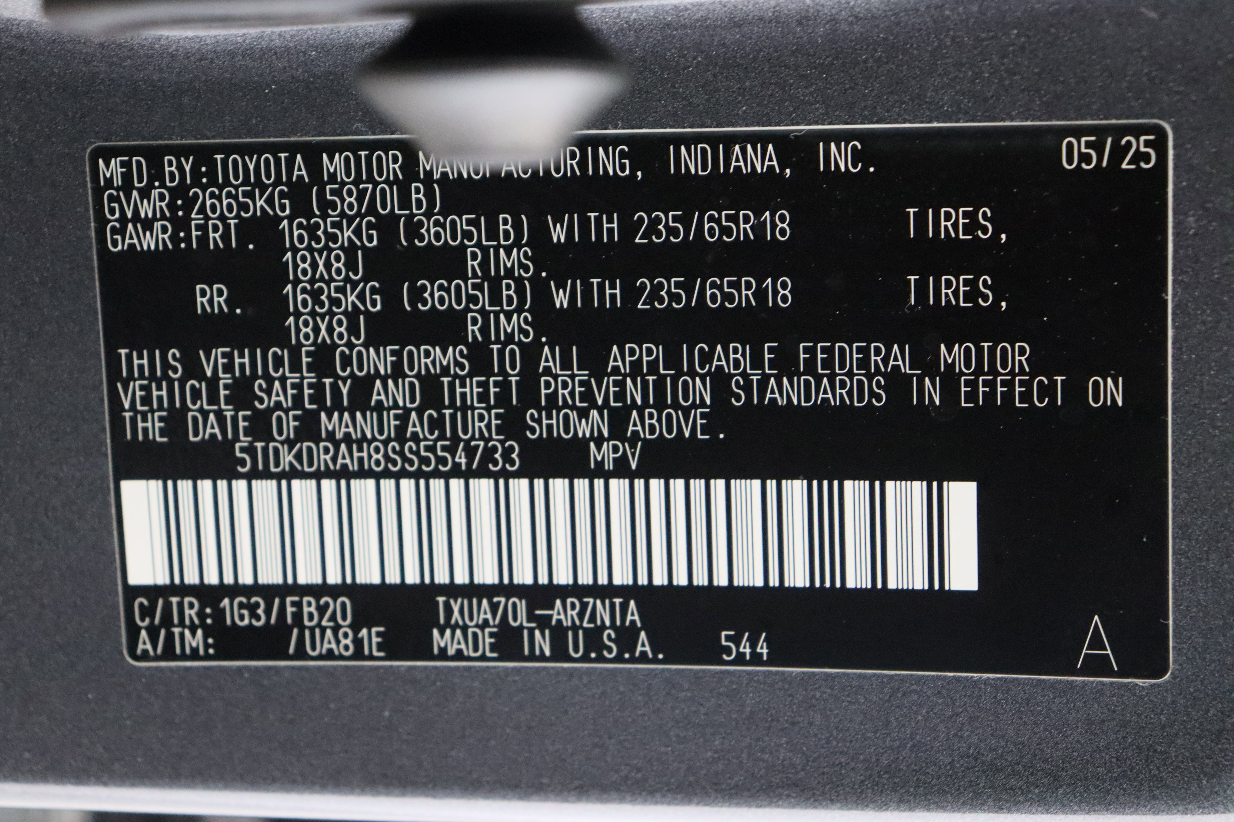 2025 Toyota Highlander LE - Photo 43