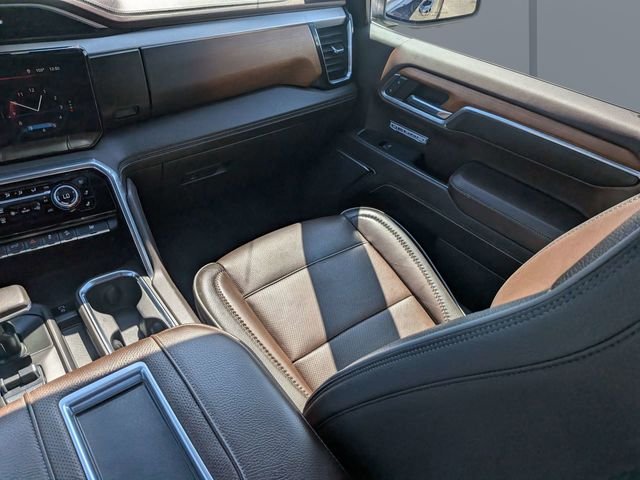 Used 2022 Blue GMC Denali image 16