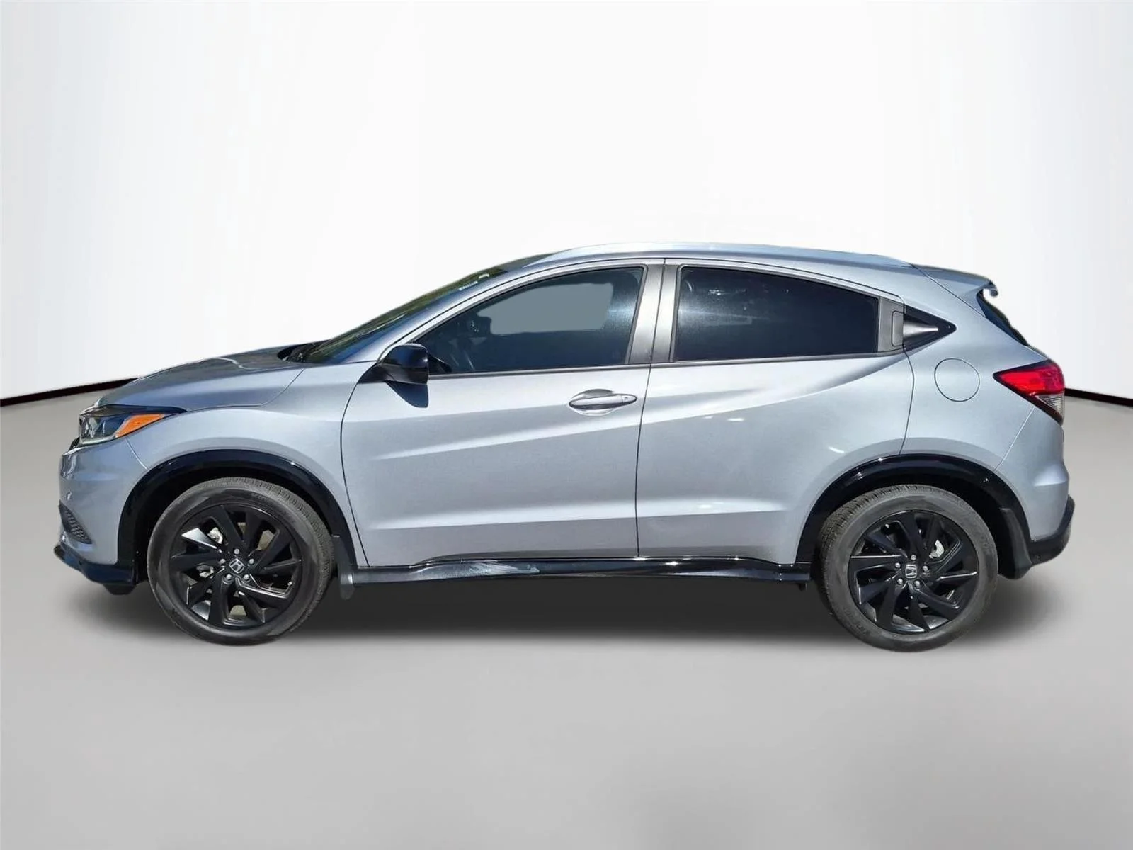 Used 2022 LUNAR SILVER METALLIC Honda SPORT image 2