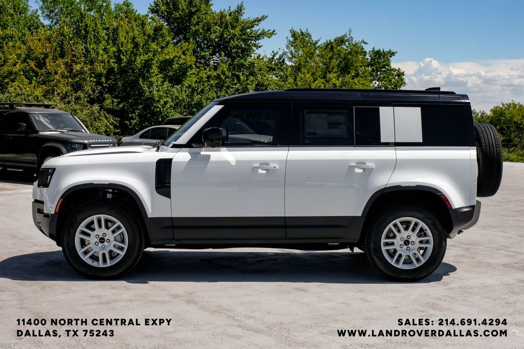 New 2026 Fuji White Land Rover S image 9