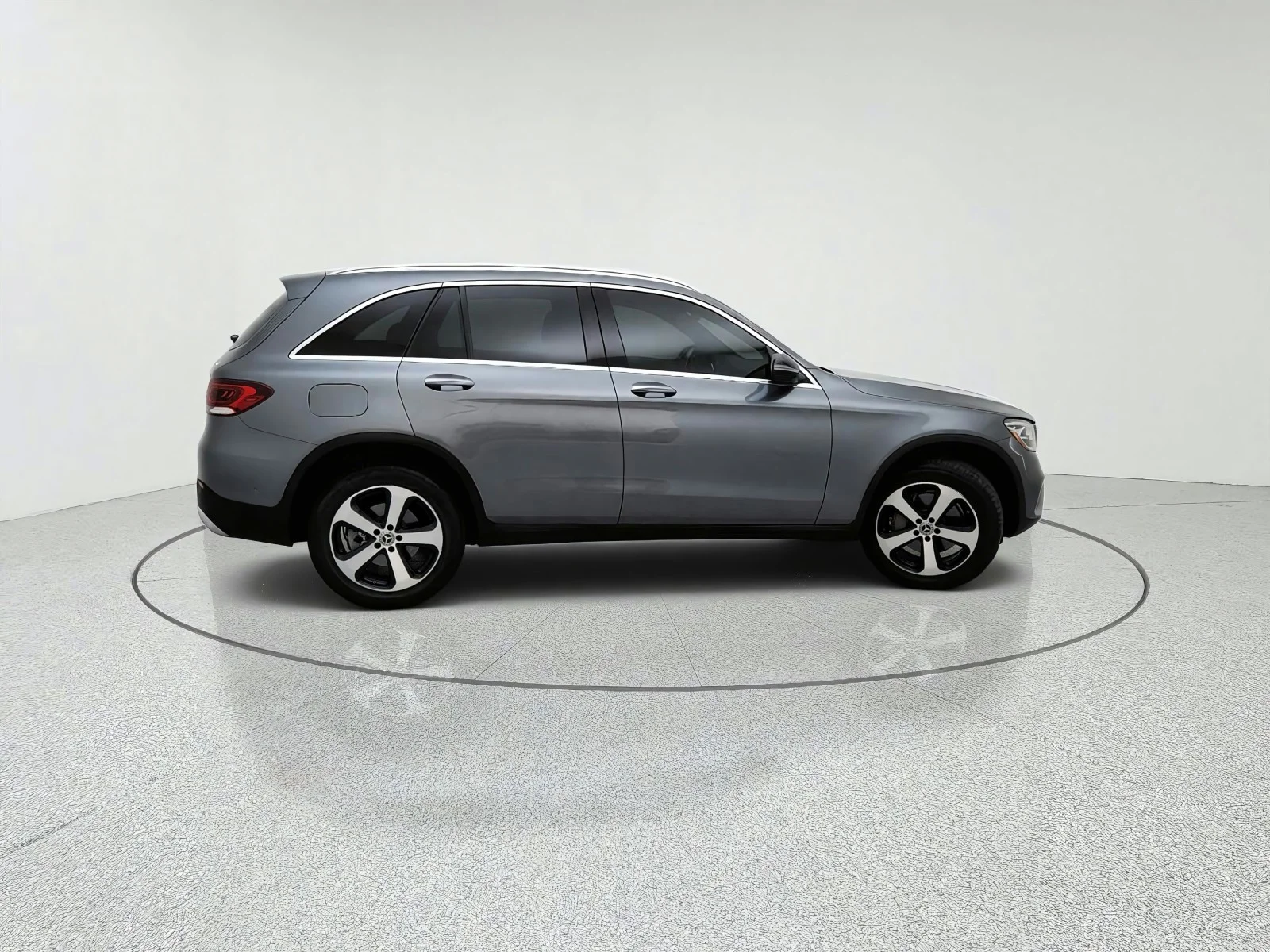 Used 2020 Selenite Grey Metallic Mercedes-Benz GLC 300 image 7