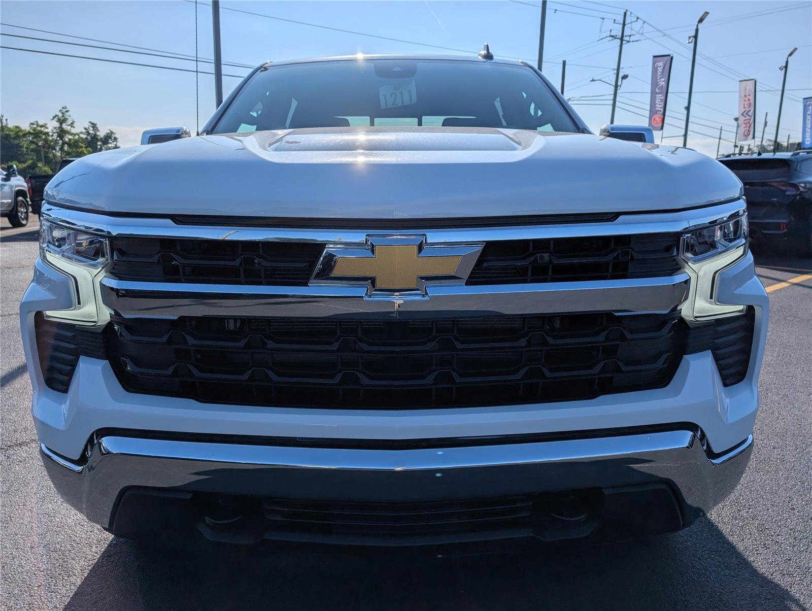 New 2026 Summit White Chevrolet LT image 8