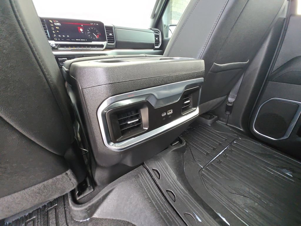 Used 2024 Summit White GMC Elevation image 34