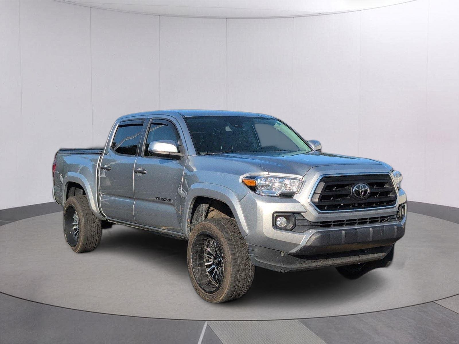 Used 2022 Celestial Silver Metallic Toyota SR5 V6 image 10
