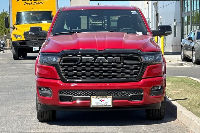 New 2026 Molten Red Pearl-Coat Exterior Paint RAM Big Horn/Lone Star image 8