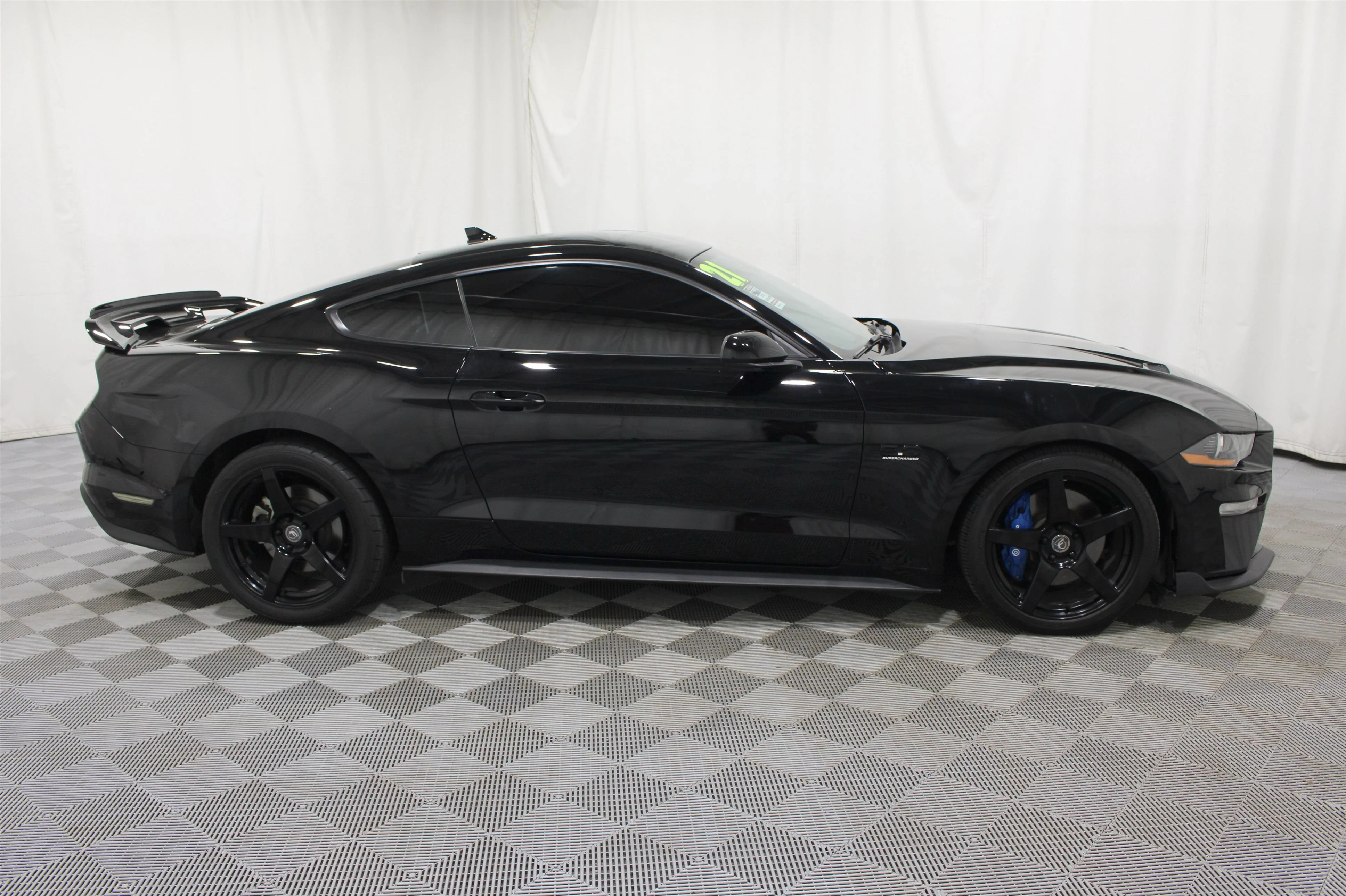 2021 Ford Mustang GT Premium - Photo 27