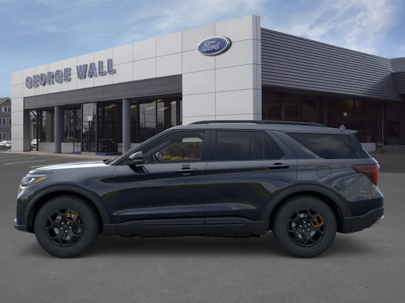 New 2026 Agate Black Metallic Ford Tremor® image 26