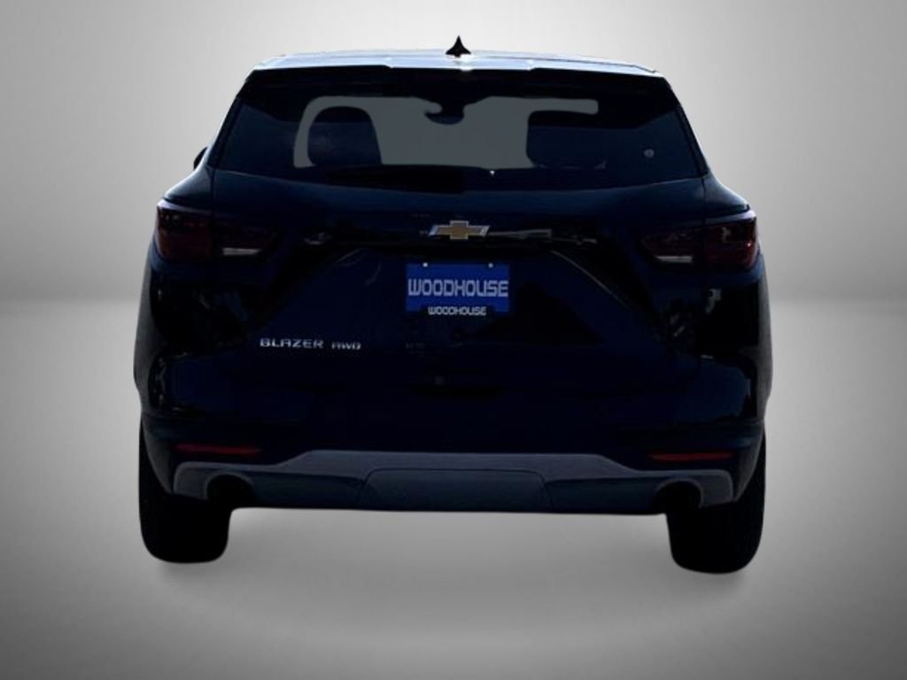 Used 2025 Black Chevrolet LT image 6