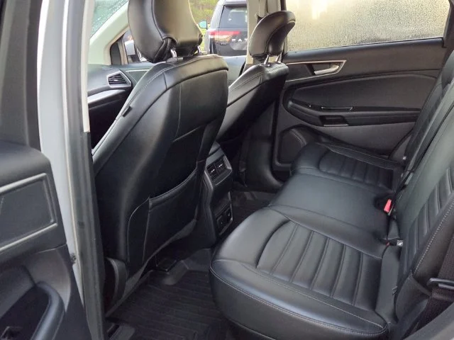 Used 2019 Silver Ford SEL image 8