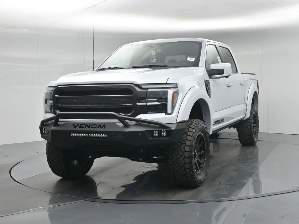 New 2025 White Ford Lariat image 58