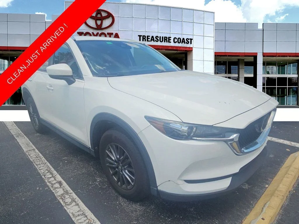 2020 Mazda CX-5 Touring Auto's photo