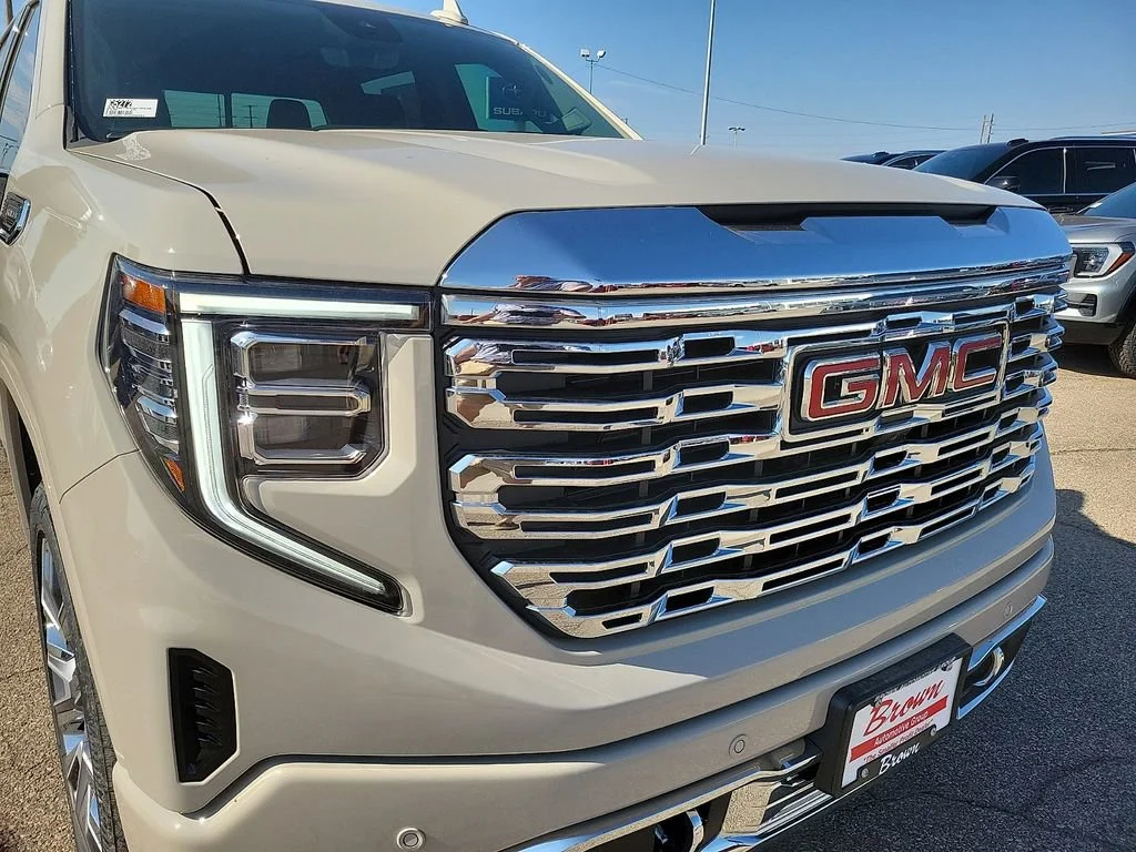 2026 GMC Sierra 1500 Denali - Photo 13
