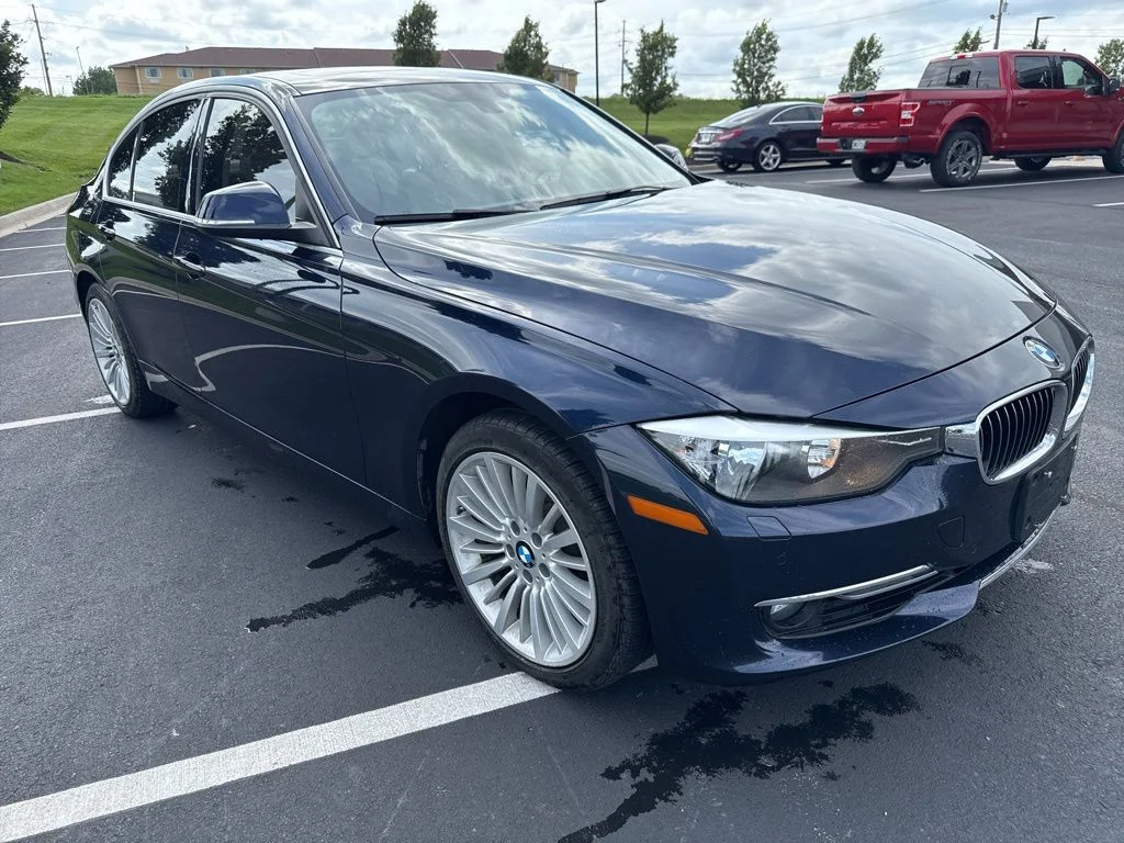 Used 2015 Blue BMW 328i xDrive image 7