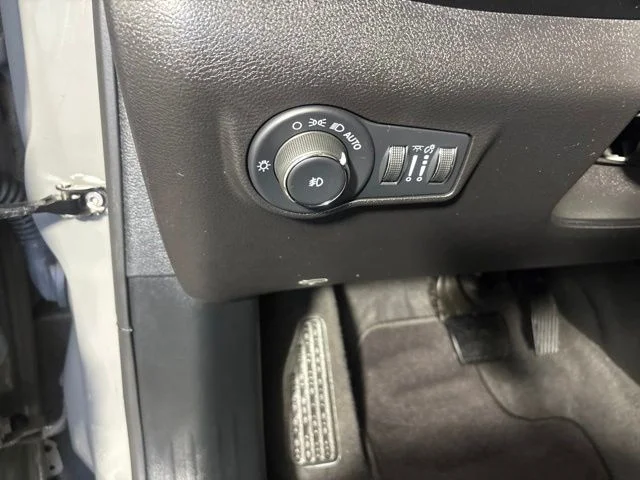 Used 2022 Gray Jeep Limited image 16