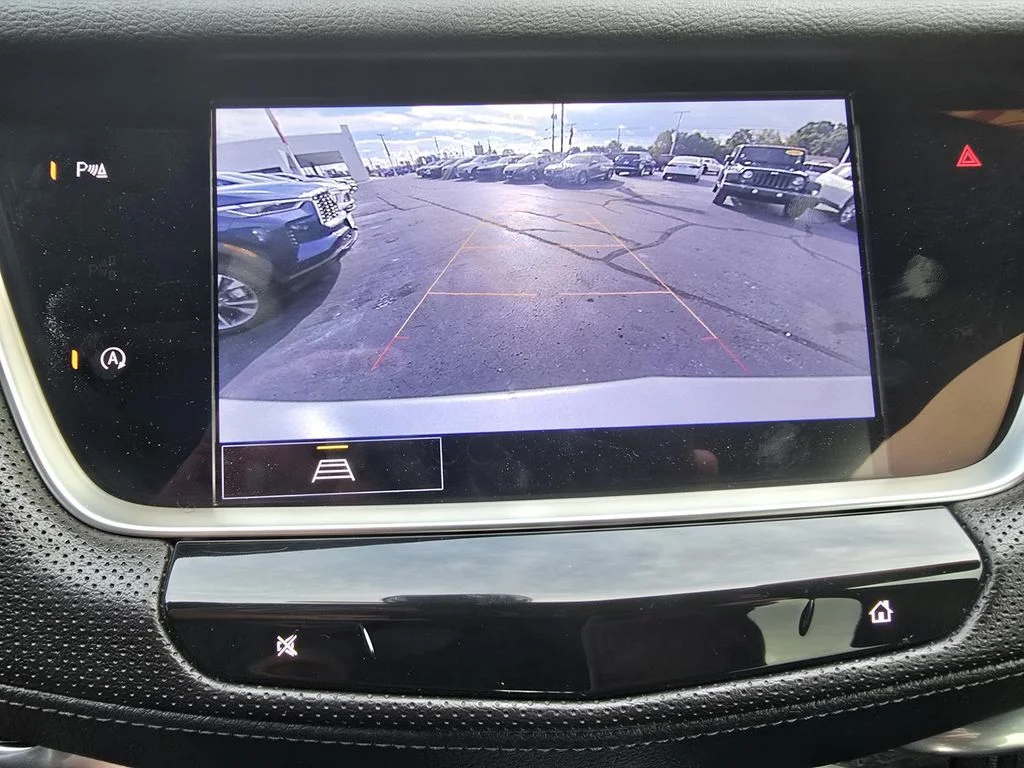 Used 2023 Argent Silver Metallic Cadillac Sport image 14