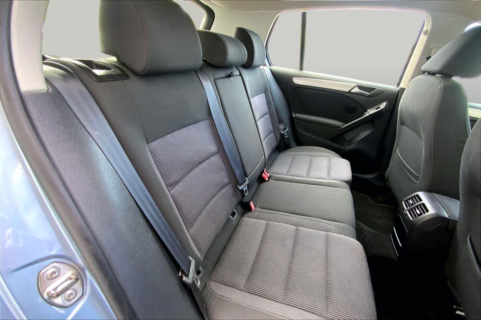 Used 2012 Black Volkswagen TDI image 18