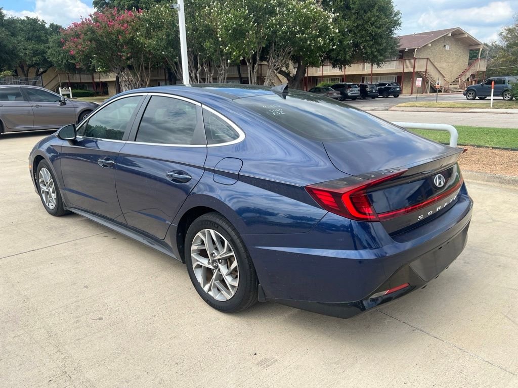 Used 2021 Blue Hyundai SEL image 8