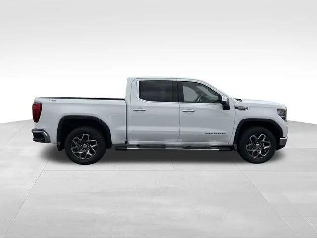 2026 GMC Sierra 1500 SLT - Photo 7