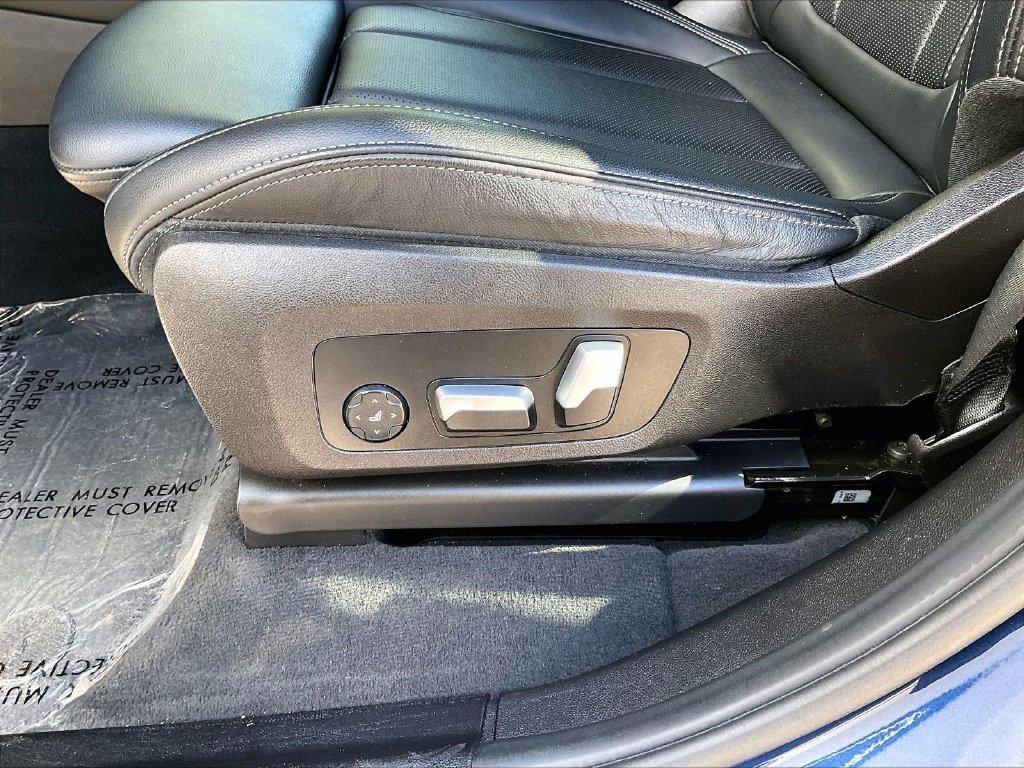 Used 2023 Blue BMW xDrive30i image 27