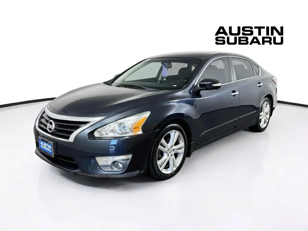 Used 2015 Blue Nissan 3.5 SL image 3