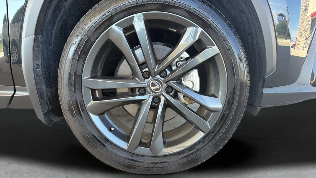 Used 2025 Obsidian Lexus Luxury image 12