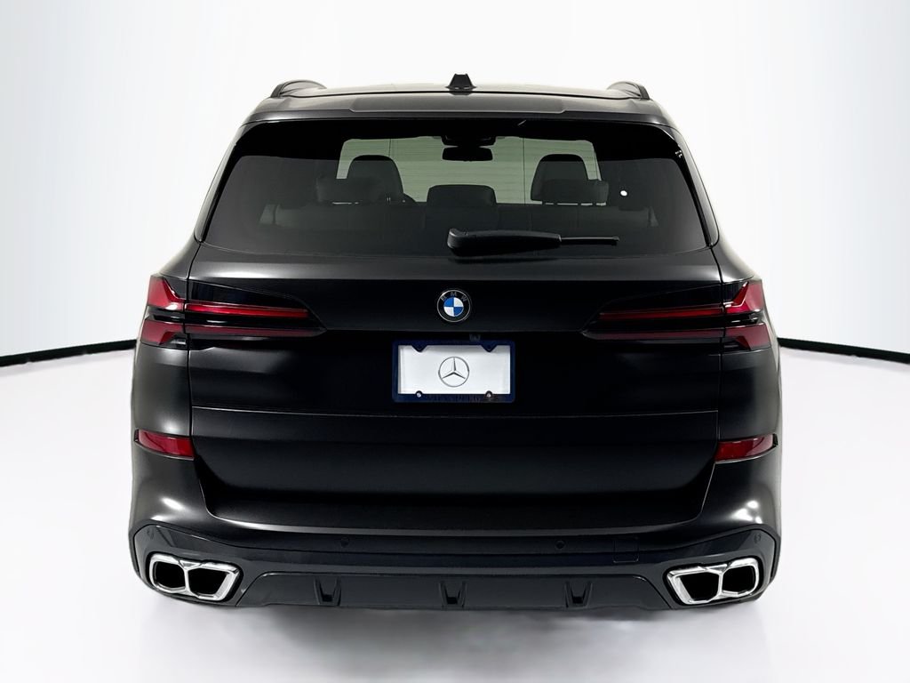 Used 2025 Blue Metallic BMW M60i image 6