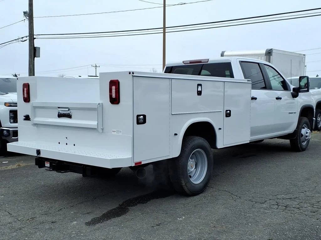 New 2026 Summit White Chevrolet Work Truck image 4