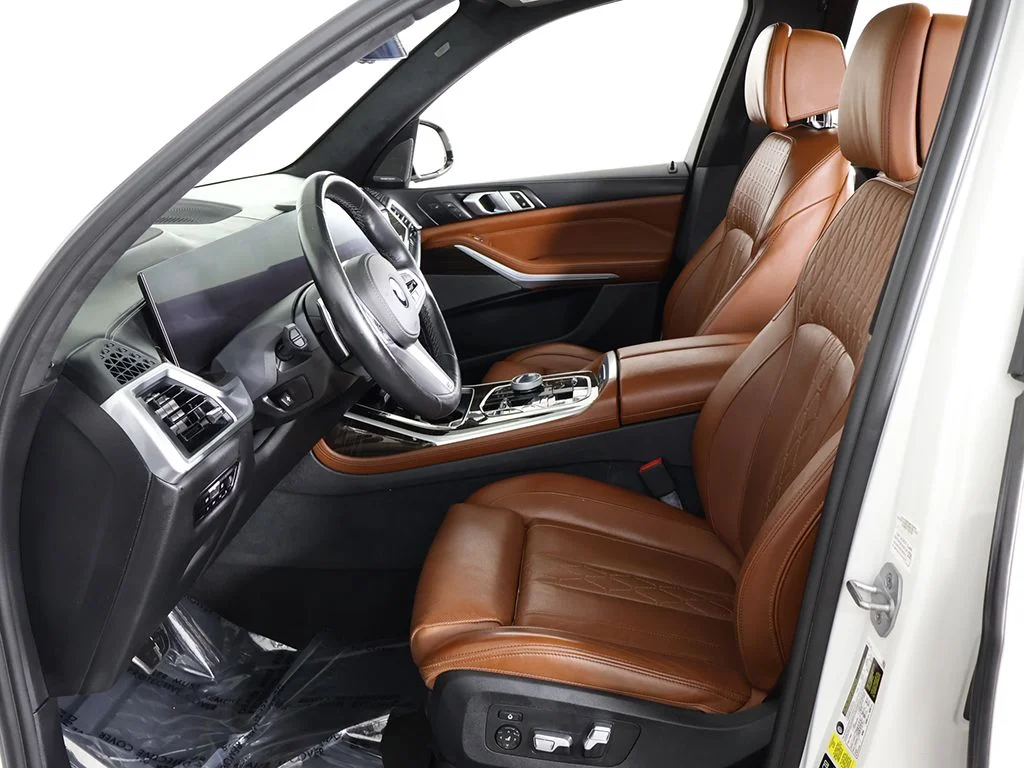 Used 2023 Alpine White BMW xDrive40i image 37