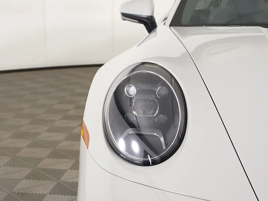 Used 2023 Chalk Porsche Turbo image 15
