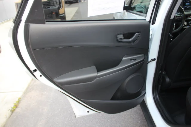 Used 2023 White Hyundai SEL image 21