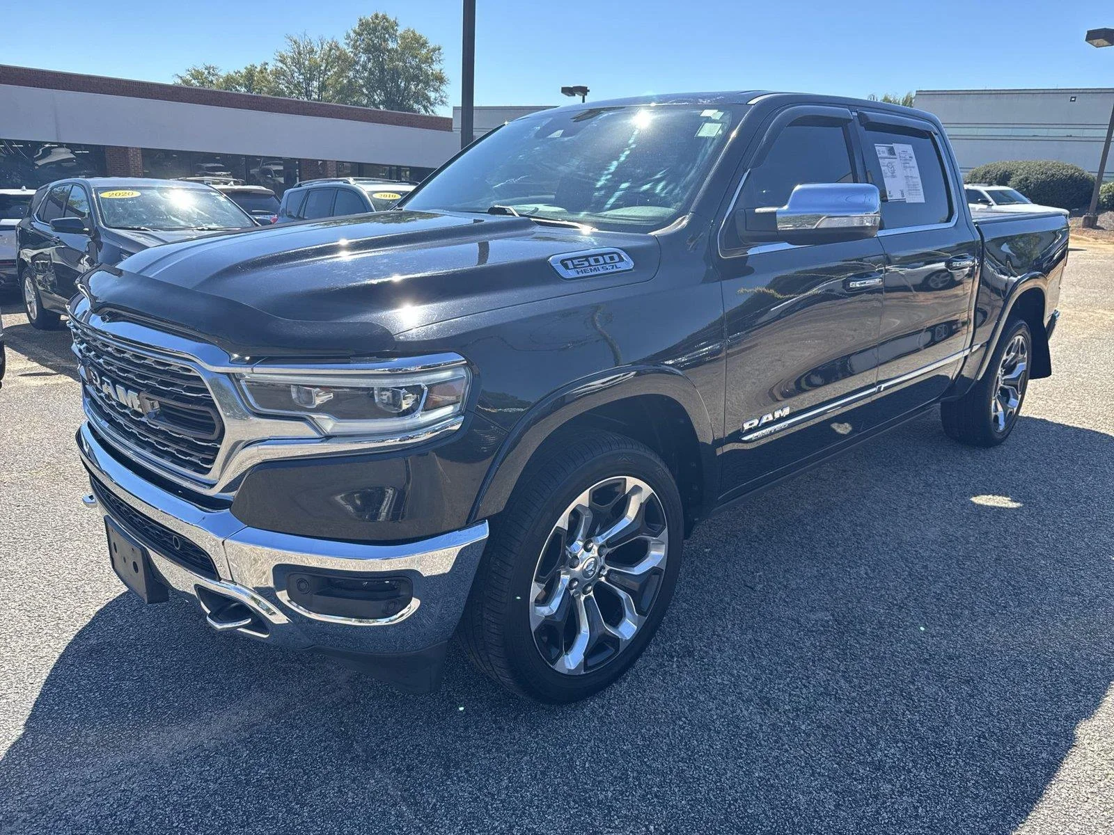 Used 2019 Diamond Black Crystal Pearlcoat Ram Limited image 22