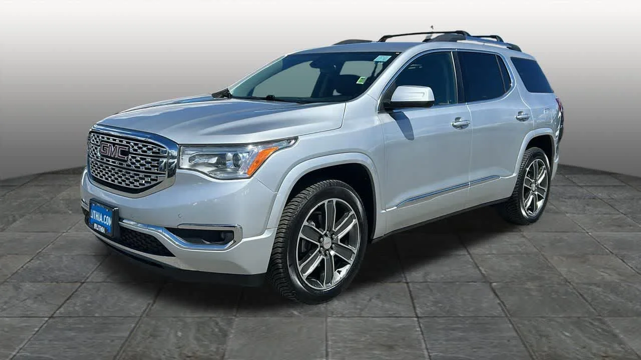 2019 GMC Acadia Denali AWD's photo