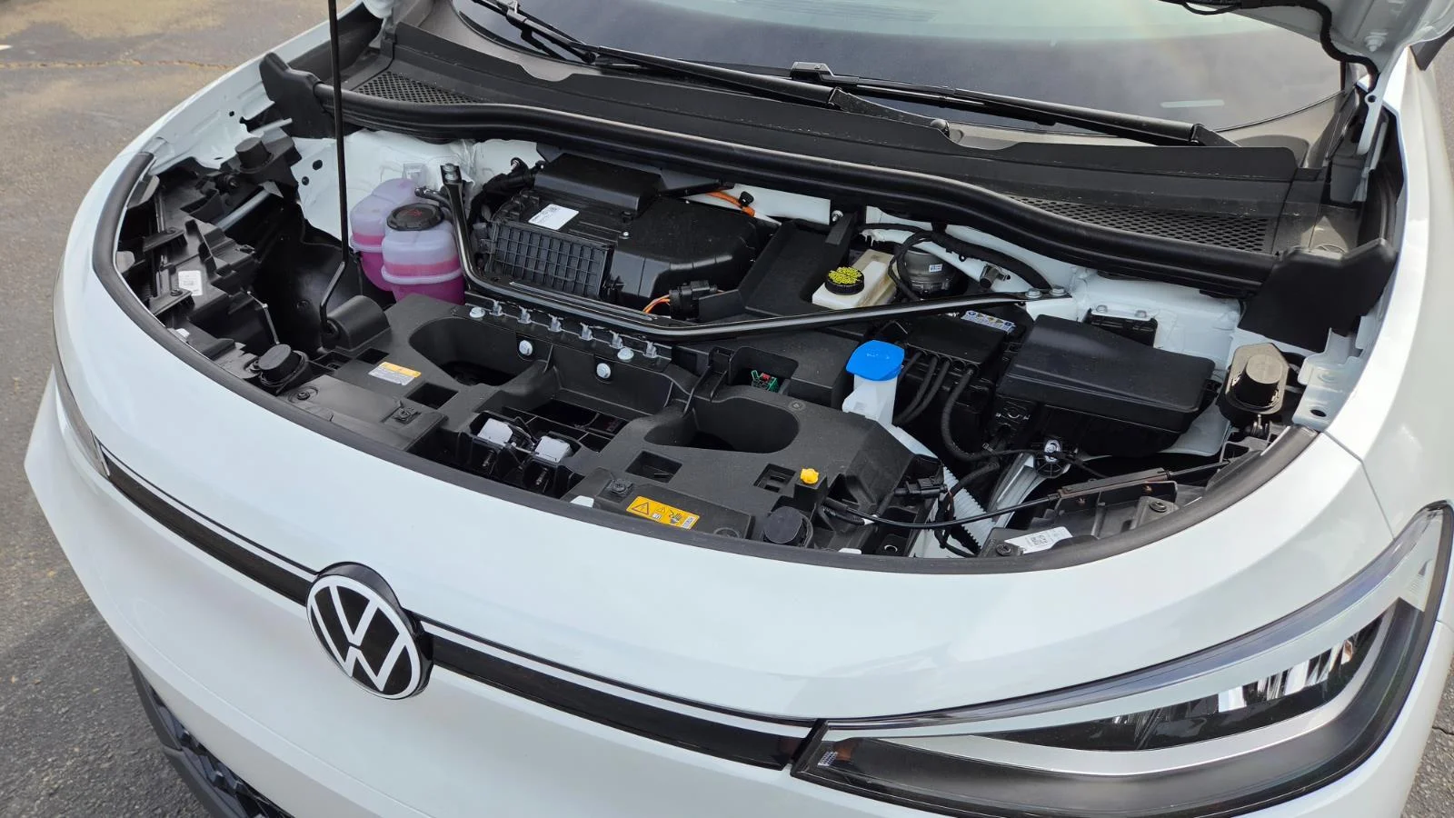 New 2026 opal white pearl Volkswagen Pro image 18