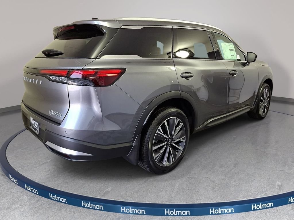 New 2027 GRAPHITE SHADOW INFINITI Luxe AWD image 4