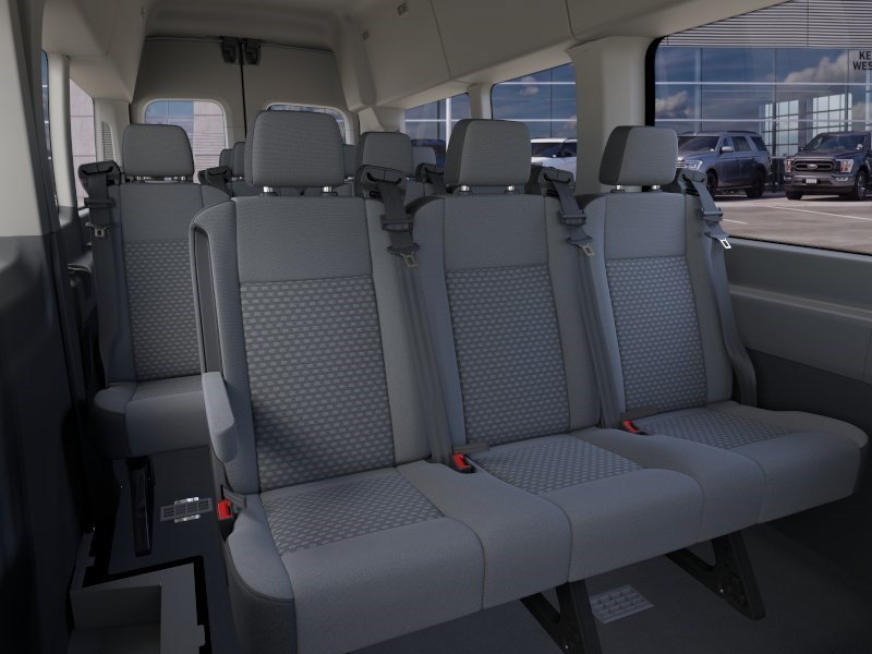 New 2026 Carbonized Gray Metallic Ford XLT image 12