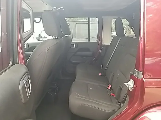 Used 2021 Red Jeep Unlimited Sahara image 29