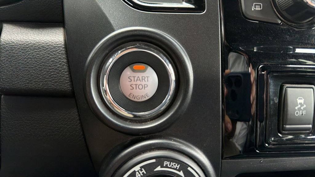 Used 2021 Red Nissan PRO-4X image 27