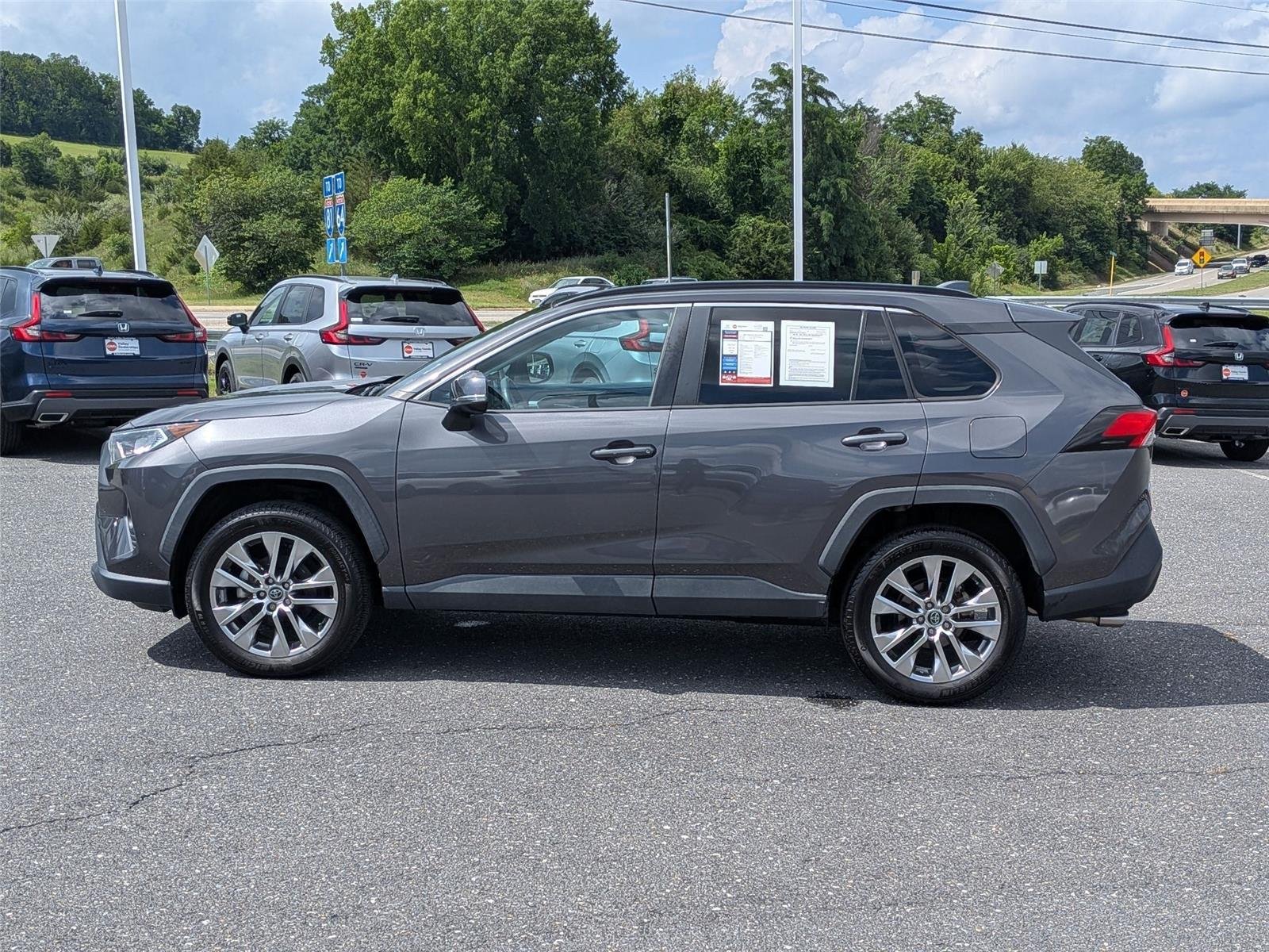 Used 2020 Magnetic Gray Metallic TOYOTA  image 8