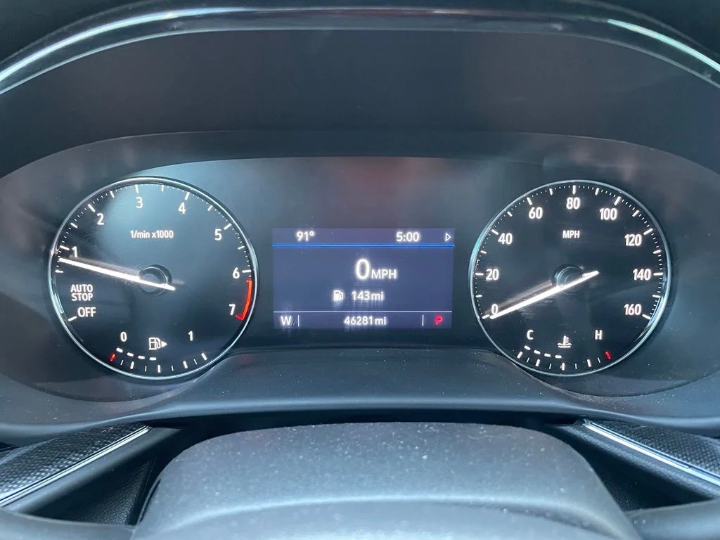 Used 2022 White Buick Preferred image 7