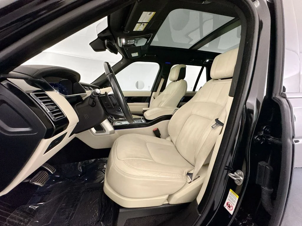 Used 2022 Black Land Rover Westminster image 19