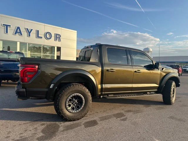 Used 2024 Green Ford Raptor image 21