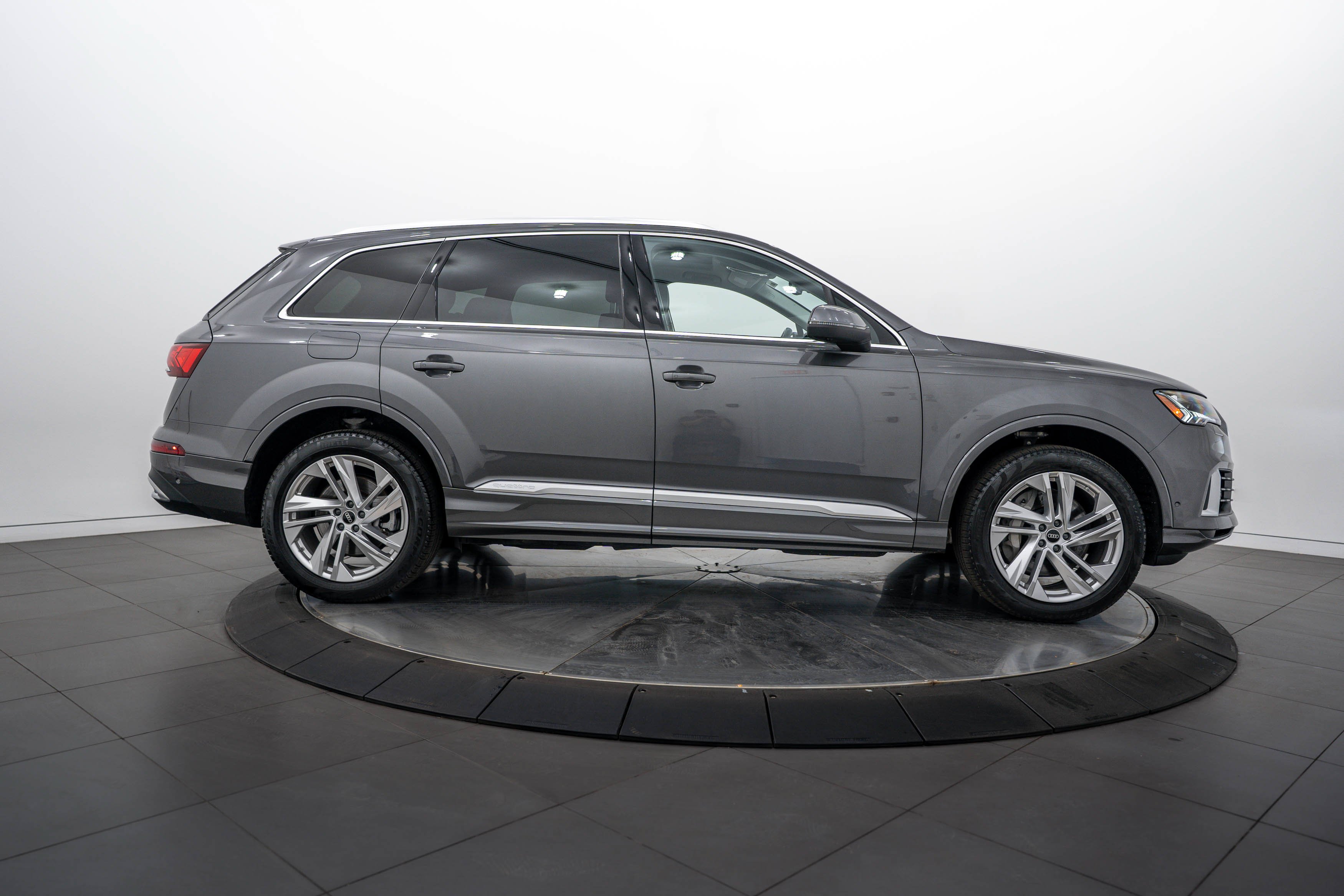 Certified Used 2023 Samurai Gray Metallic Audi Premium image 3