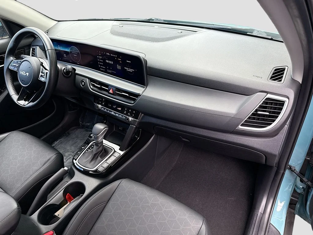 Used 2024 Pluton Blue Kia EX image 30