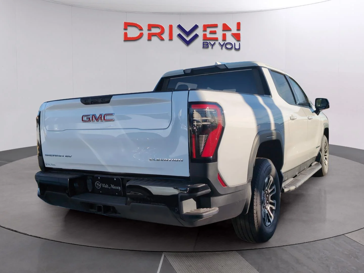 New 2026 Summit White GMC Elevation Standard Range image 3
