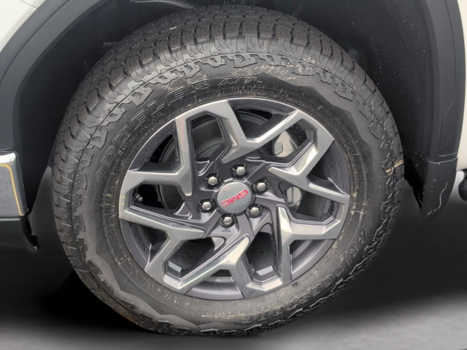New 2026 Summit White GMC SLT image 34