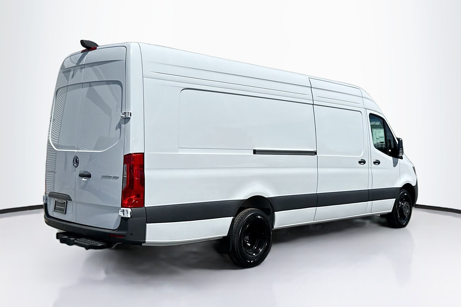 New 2026 Arctic White Mercedes-Benz  image 5