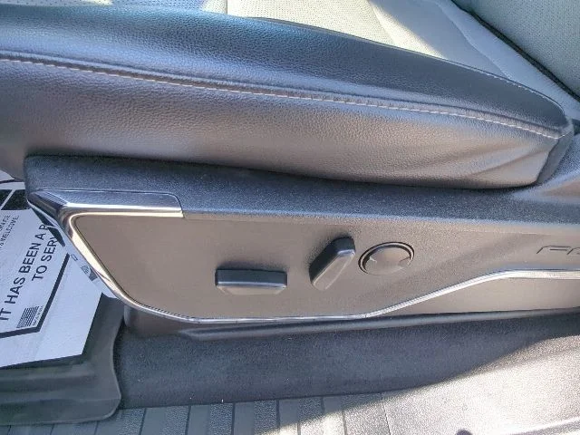 Used 2023 Gray Ford Lariat image 23
