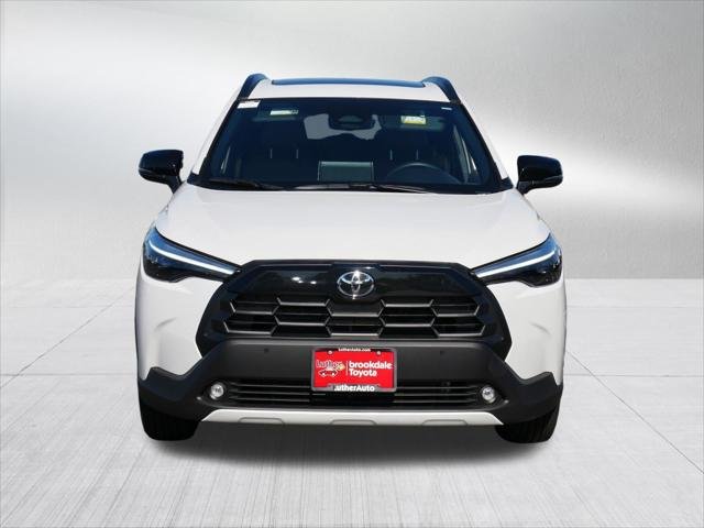 Certified Used 2026 WIND CHILL PEARL* Toyota  image 2