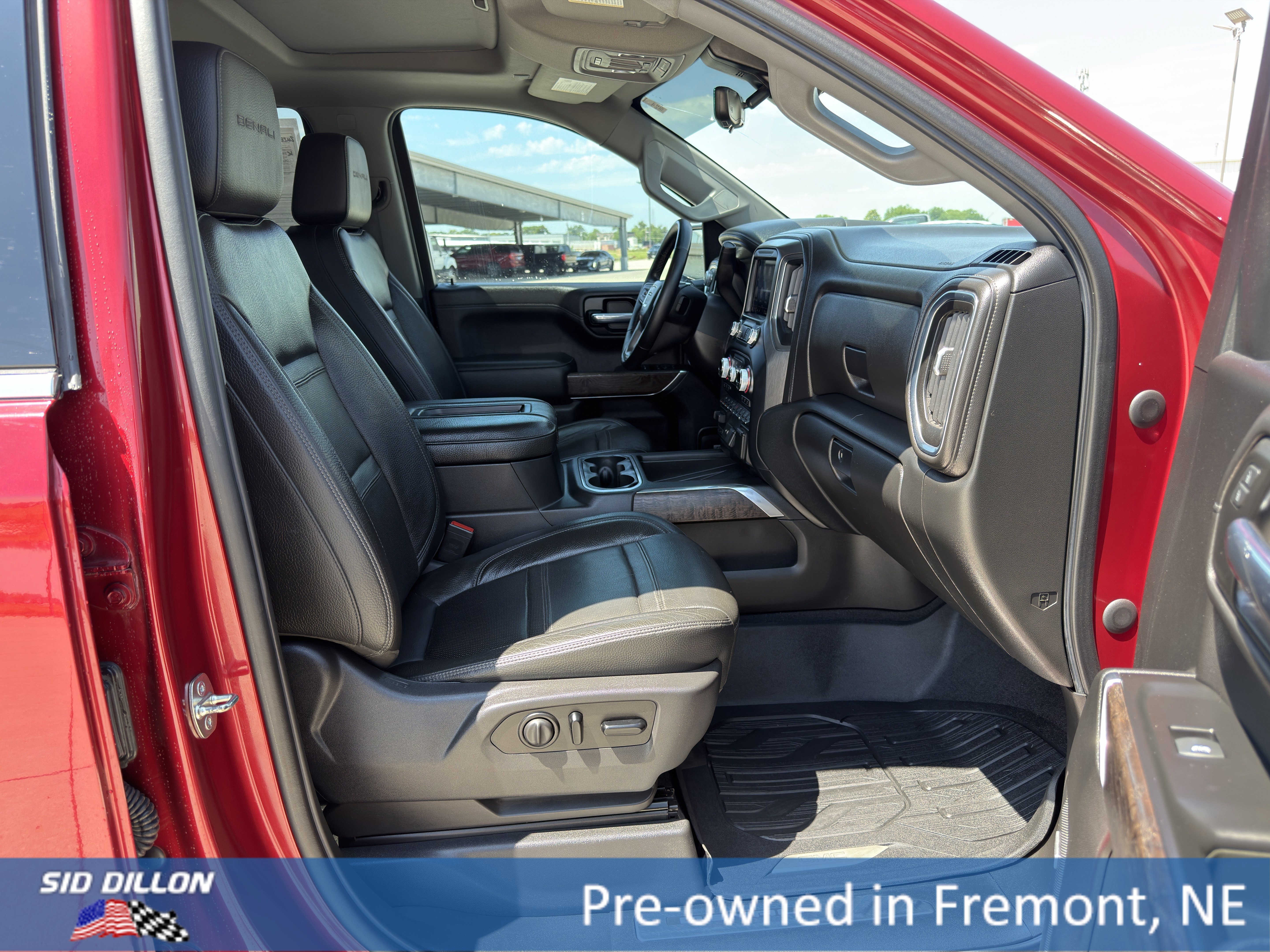 Used 2020 Red Quartz Tintcoat GMC Denali image 21